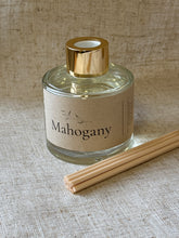 Load image into Gallery viewer, Mahogany - Luxury Reed Diffuser
